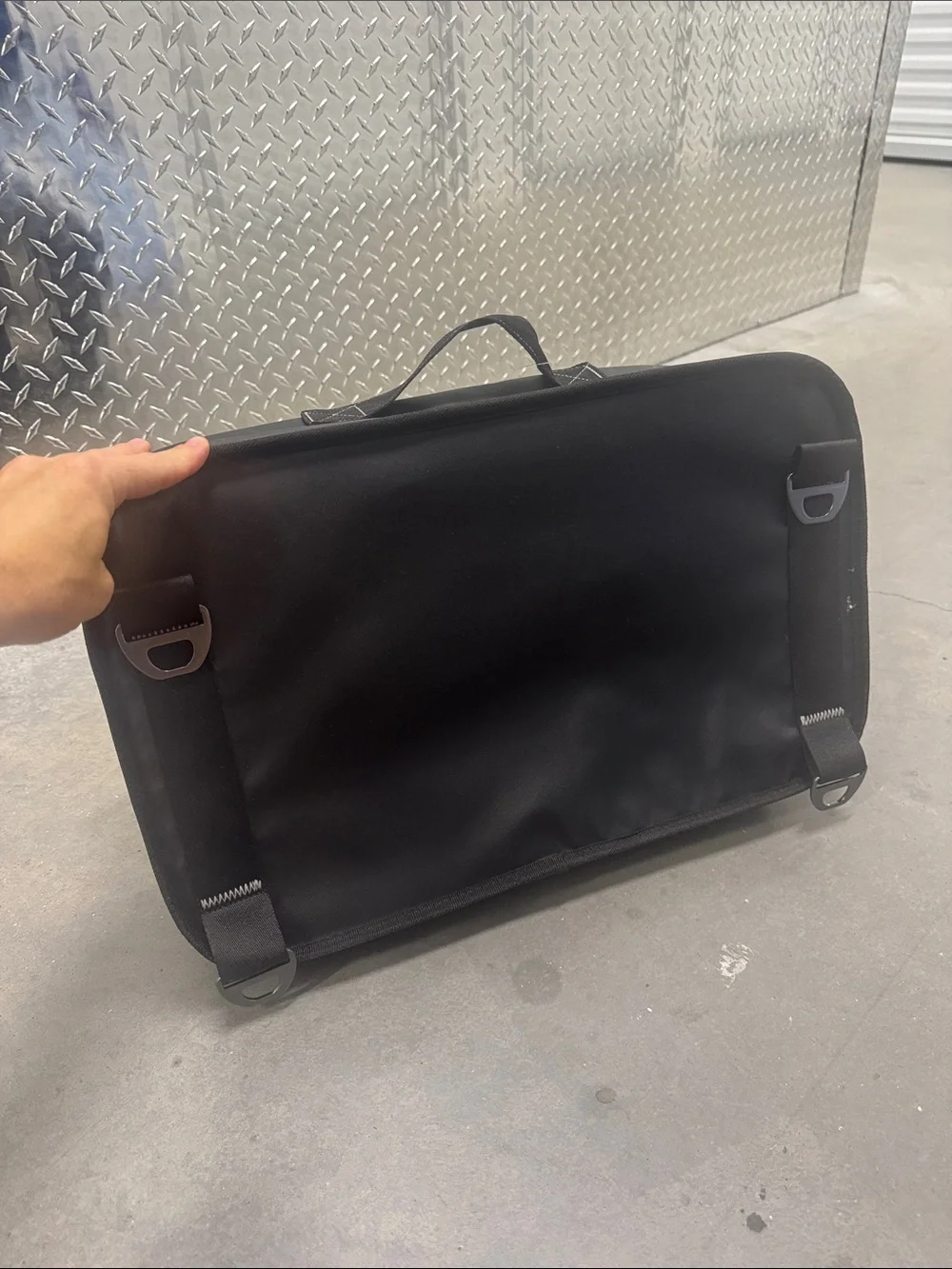 New Parkit Voyager Black Insulated Cooler for Camp Beach Chair 15 Can Capacity